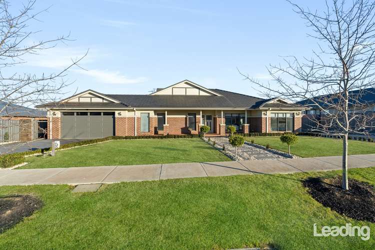 16 Casuarina Drive, Romsey VIC 3434