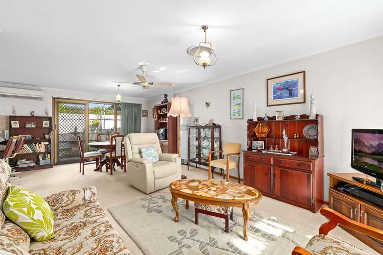 Fourth view of Homely house listing, 4/27-33 Beaconsfield Avenue, Beaconsfield VIC 3807