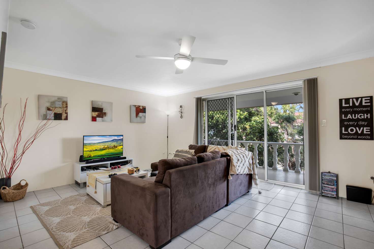 Main view of Homely unit listing, 5/10 Christina Court, Mermaid Waters QLD 4218