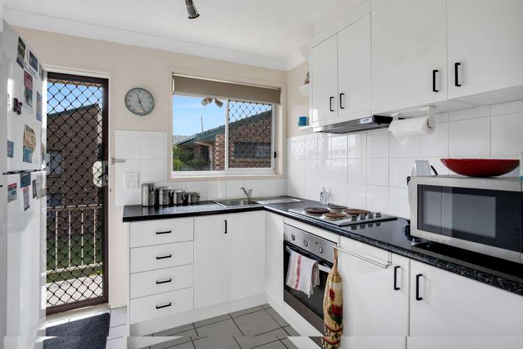 Third view of Homely unit listing, 5/10 Christina Court, Mermaid Waters QLD 4218