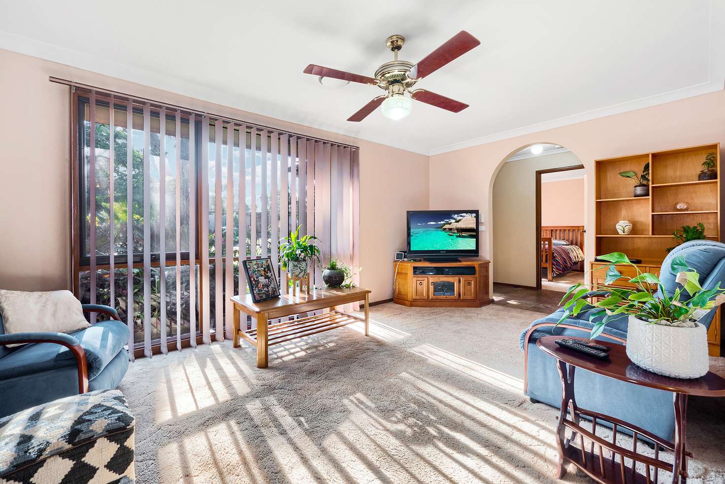 Main view of Homely house listing, 10 Rialto Avenue, Cranbourne North VIC 3977
