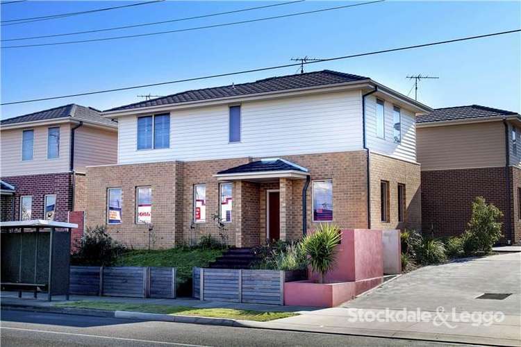 Main view of Homely townhouse listing, 1/100-108 West Fyans Street, Newtown VIC 3220