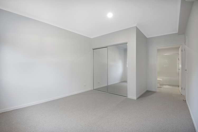 Sixth view of Homely apartment listing, 504/5-9 Folkestone Street, Bowen Hills QLD 4006