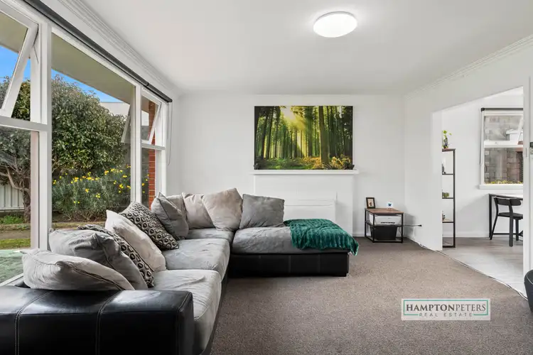 2 Cranwell Street