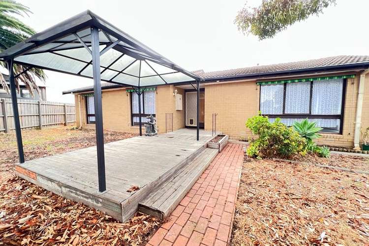Second view of Homely house listing, 4 Lisbon Court, Kings Park VIC 3021
