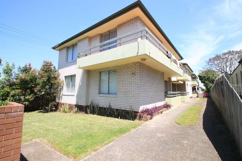 Main view of Homely apartment listing, 2/32 Garnet Street, Dulwich Hill NSW 2203