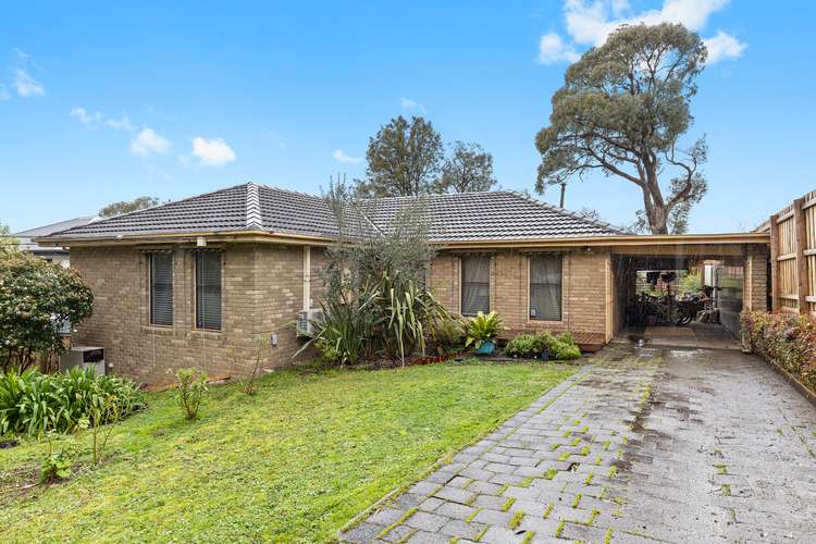 24 Lansell Road, Mooroolbark VIC 3138