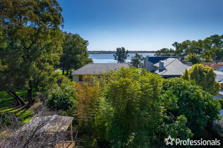 70a Corinthian Road