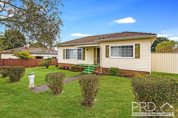 8 Fullerton Crescent, Riverwood NSW 2210