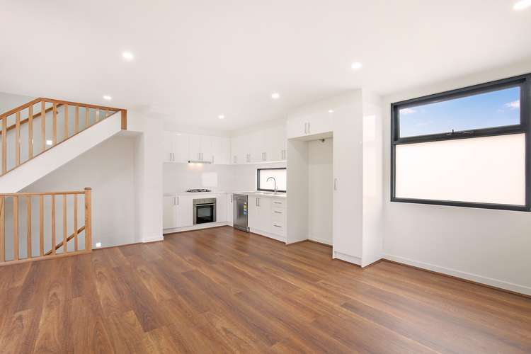 Third view of Homely house listing, 1/221 Murray Street, Thornbury VIC 3071