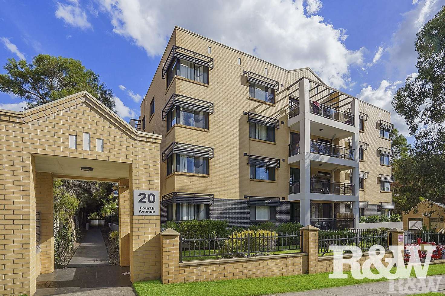 Main view of Homely unit listing, 10/20-22 Fourth Avenue, Blacktown NSW 2148
