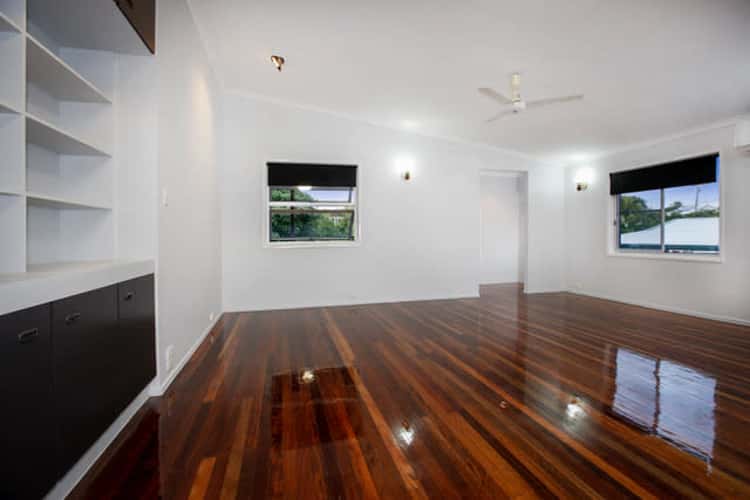 Second view of Homely house listing, 5 Diprose Street, Pimlico QLD 4812