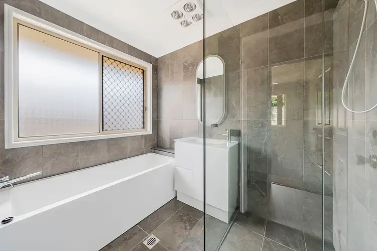 Fifth view of Homely house listing, 5 Kempe Place, Edens Landing QLD 4207