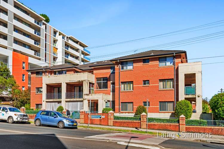 Main view of Homely unit listing, 2/32-34 Station Rd, Auburn NSW 2144