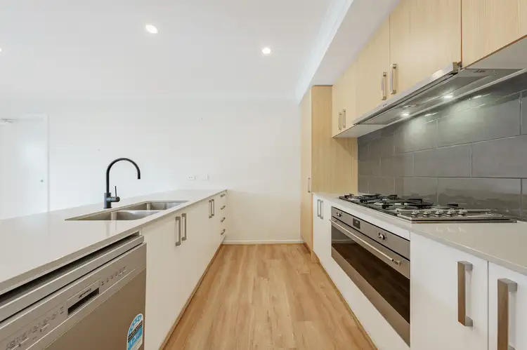 Main view of Homely townhouse listing, 5 Hebrides Close, Cranbourne West VIC 3977