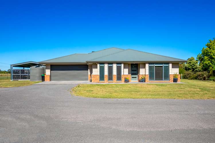 Main view of Homely acreageSemiRural listing, 28 Miller Crescent, Benalla VIC 3672