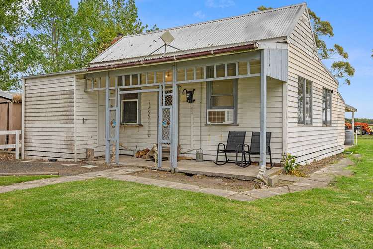 36 Lawsons Rd, Toora VIC 3962