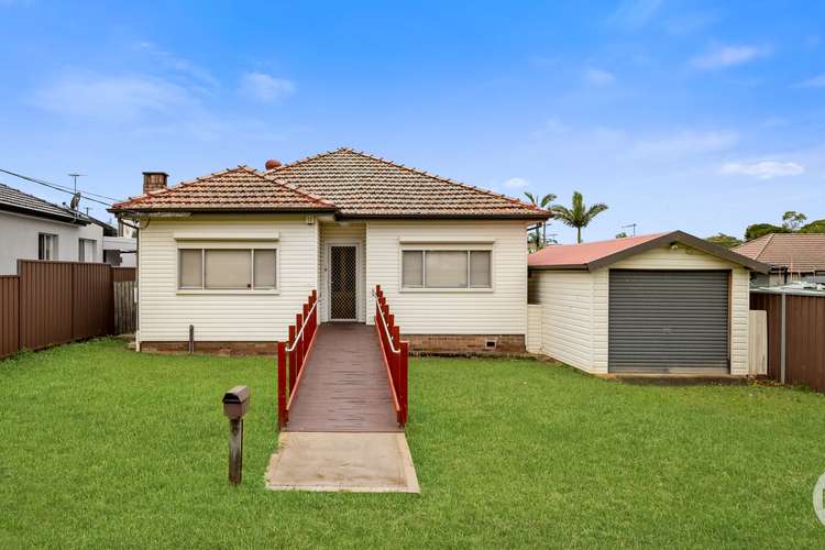 8 Linwood Street, Guildford West NSW 2161