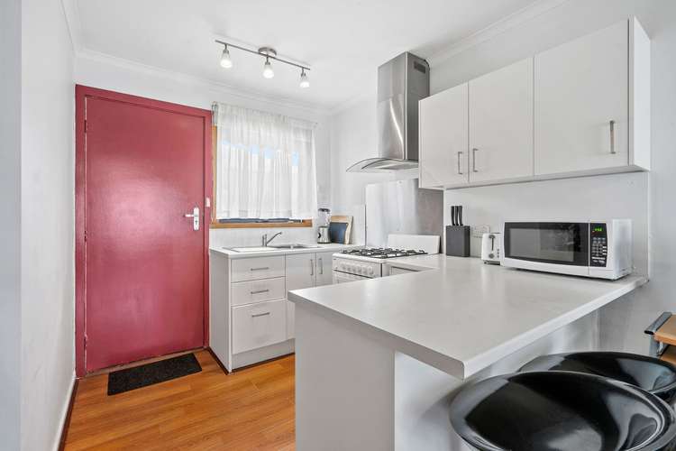 Main view of Homely unit listing, 2/4 Manifold Street, Manifold Heights VIC 3218