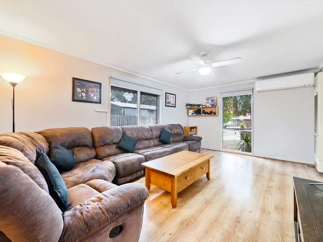 Seventh view of Homely house listing, 2 South Charles Court, Cranbourne VIC 3977