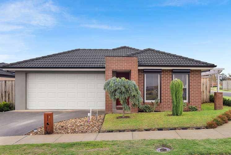 2 Gathering Street, Clyde VIC 3978