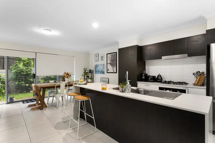 1 Bowen Street