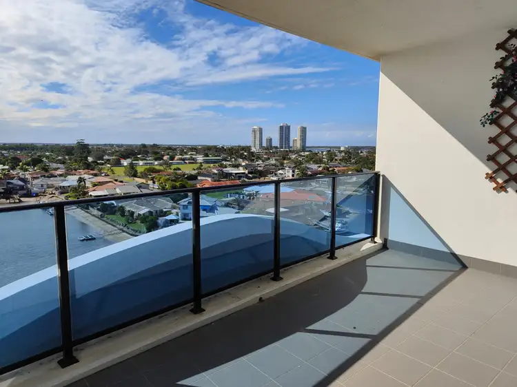 5 Harbourside Court