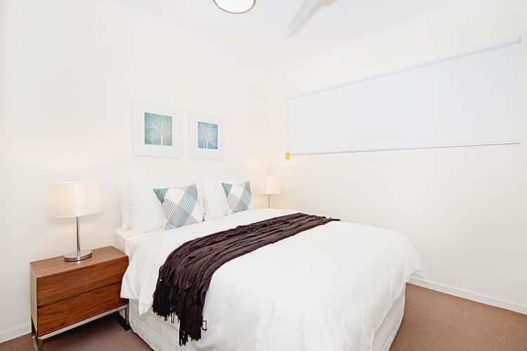 Fourth view of Homely apartment listing, 2/43 Beeston St., Teneriffe QLD 4005