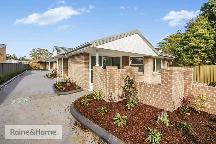 Main view of Homely villa listing, 2/66 Gallipoli Avenue, Blackwall NSW 2256