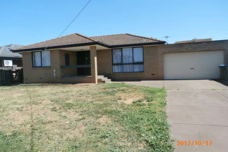 Main view of Homely house listing, 5 Iluka Drive, Werribee VIC 3030