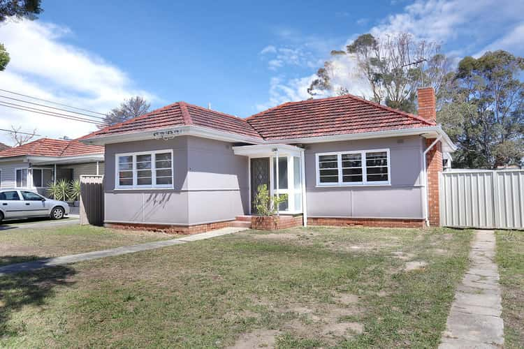 230 River Avenue, Carramar NSW 2163