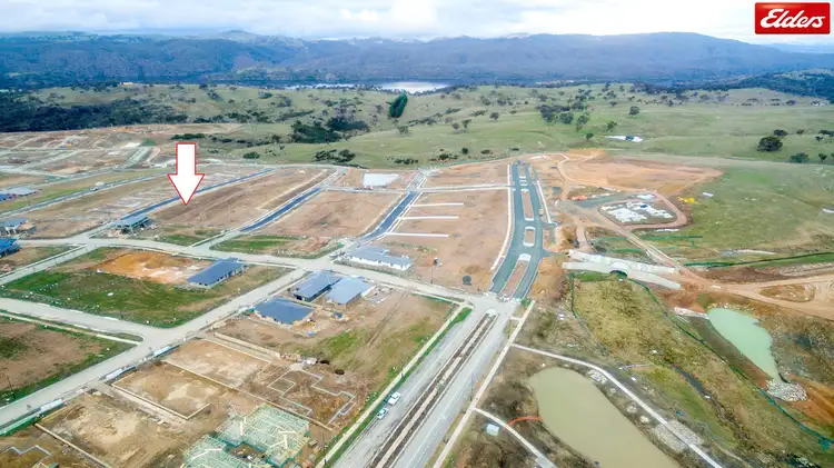 8 Wingrave Street, Googong NSW 2620