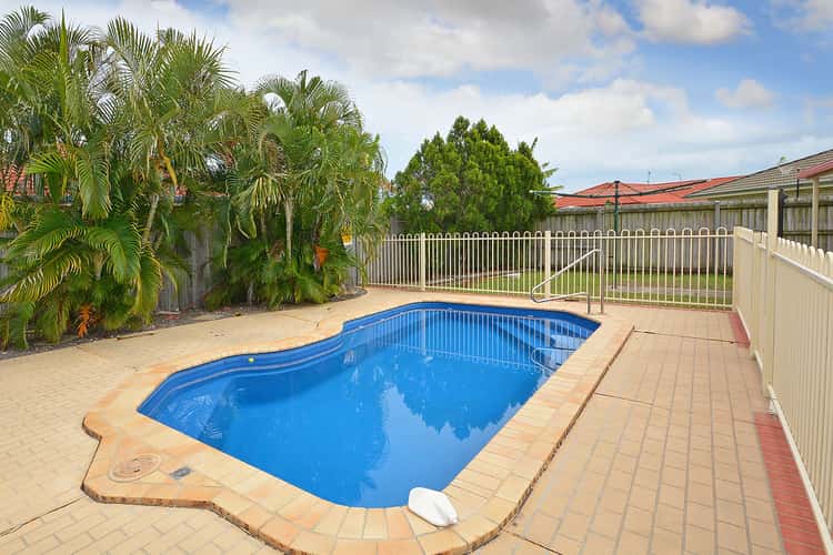 Second view of Homely house listing, 33 Anchorage Cct, Point Vernon QLD 4655