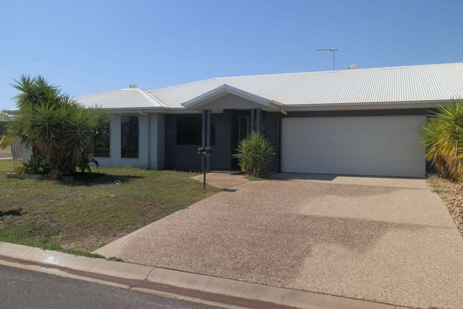 Main view of Homely house listing, 2/56 Lakeside Drive, Emerald QLD 4720