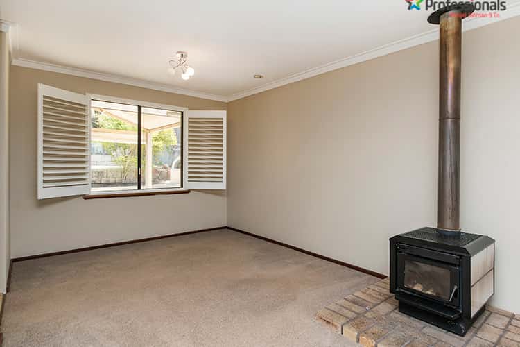 Seventh view of Homely house listing, 4 Scallop Close, Heathridge WA 6027