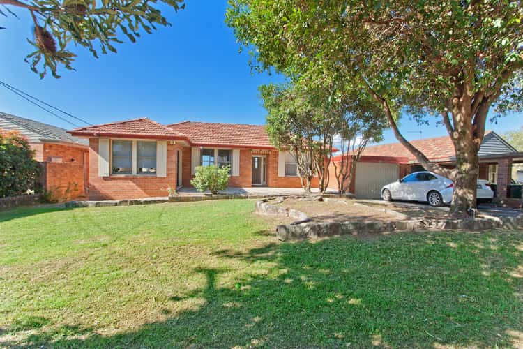 Main view of Homely house listing, 220 Edinburgh Road, Castlecrag NSW 2068