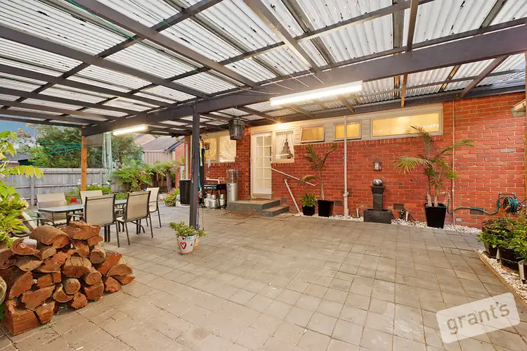 Fifth view of Homely house listing, 15 Carluke Close, Berwick VIC 3806