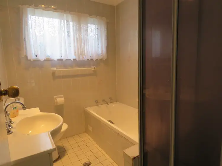 Fifth view of Homely house listing, 9 Vera Court, Cabramatta NSW 2166