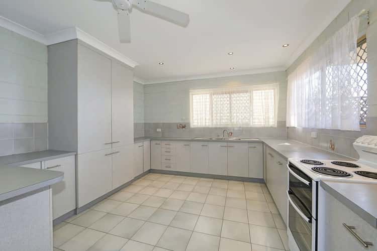 Second view of Homely house listing, 25 The Boulevarde, Avoca QLD 4670