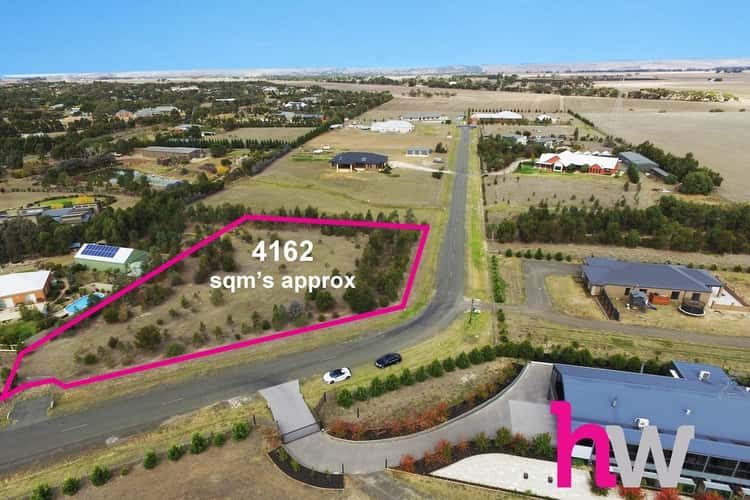 7 Glenora Place, Batesford VIC 3213