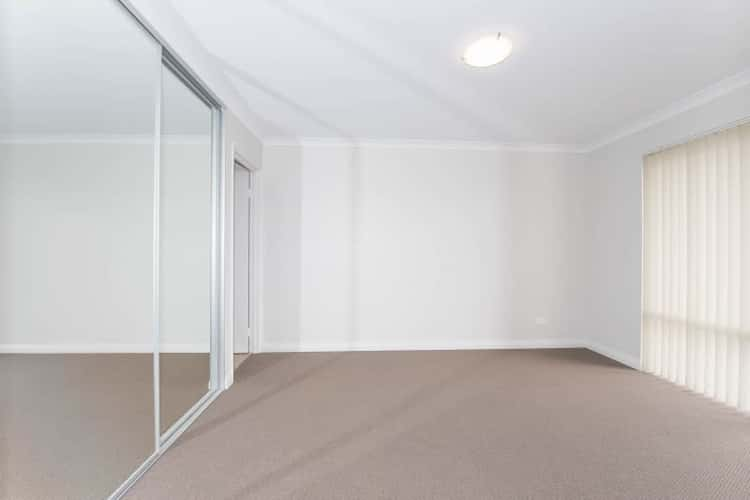 Second view of Homely house listing, 16 Russet Way, Baldivis WA 6171