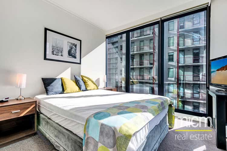 Fourth view of Homely apartment listing, 1011/180 City Road, Southbank VIC 3006