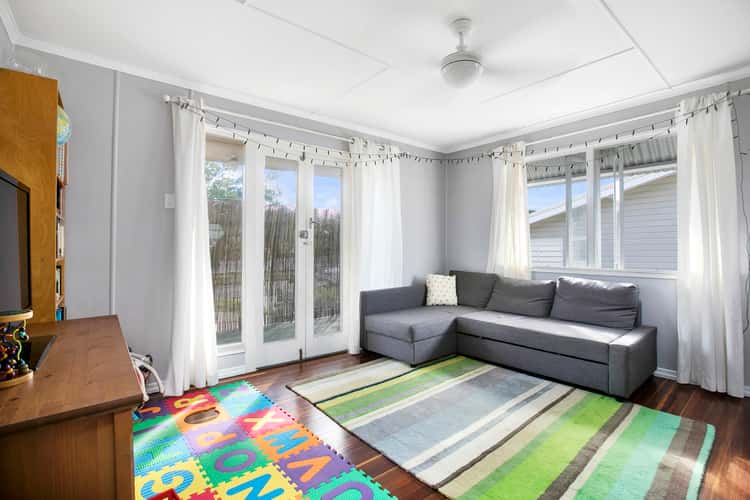 Sixth view of Homely house listing, 10 EMPIRE AVENUE, Manly West QLD 4179