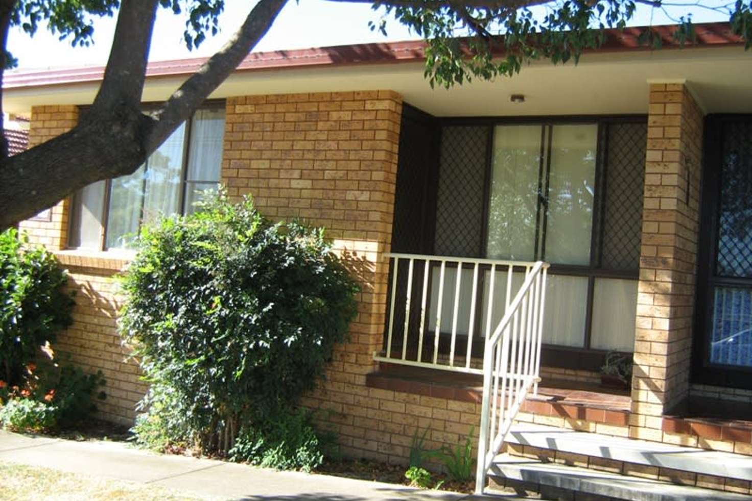 Main view of Homely unit listing, 1/86 RAWSON AVENUE, Tamworth NSW 2340