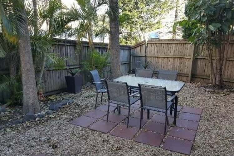 Fifth view of Homely unit listing, 4/27 Fenton Street, Fairfield QLD 4103