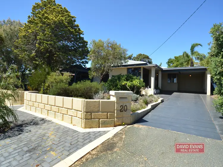 20 Kallaroo Place, Kallaroo WA 6025