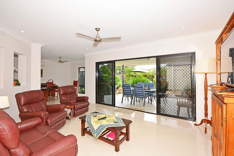 Seventh view of Homely house listing, 15 Anchorage Circuit, Point Vernon QLD 4655