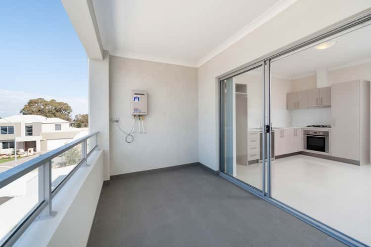 Main view of Homely unit listing, 8/8 Nemagold Grove, Coogee WA 6166