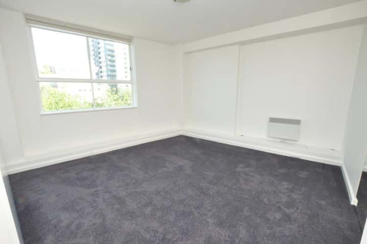 Fifth view of Homely apartment listing, 5C/622 St Kilda Road, Melbourne VIC 3000