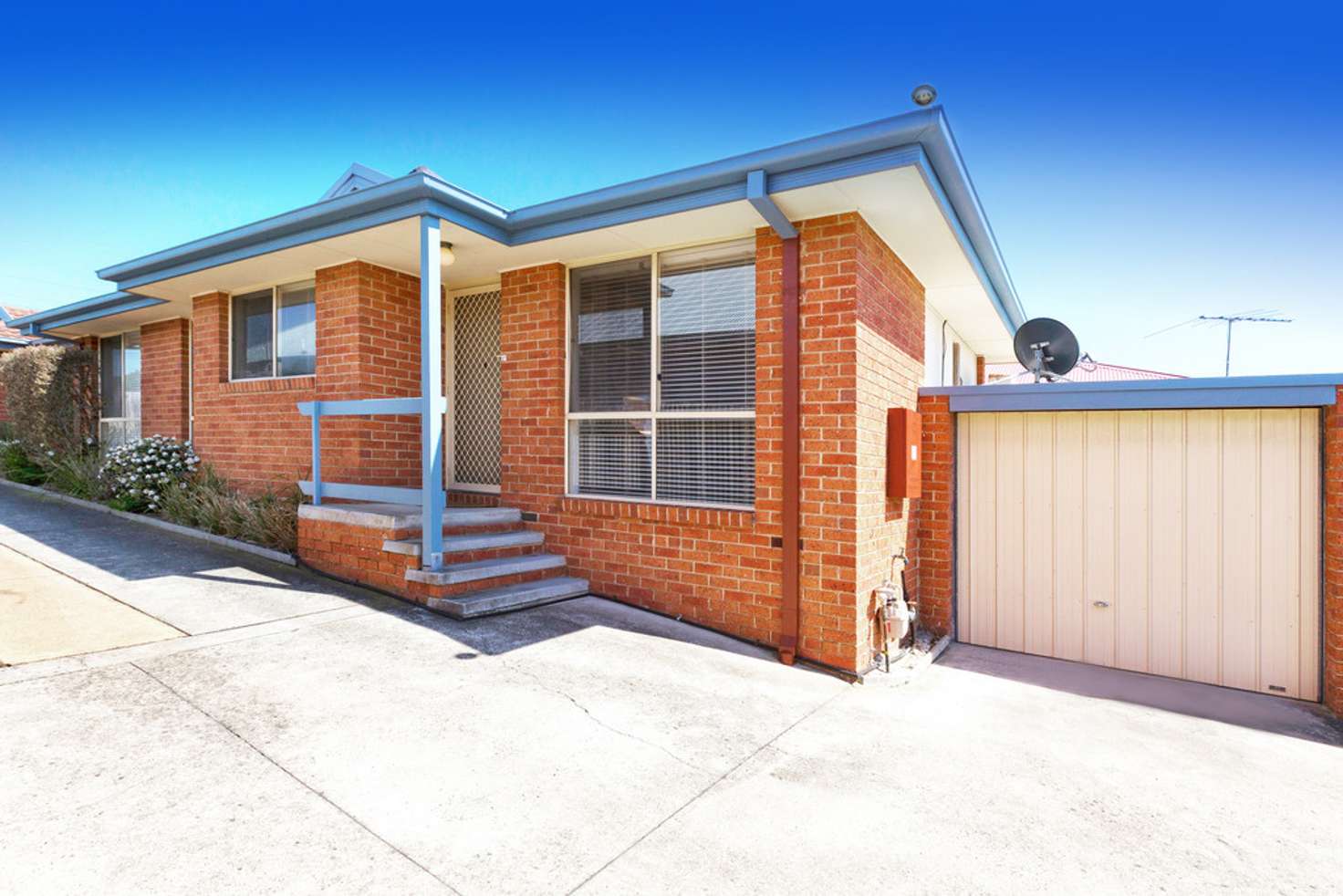 Main view of Homely unit listing, 2/383 Station Street, Bonbeach VIC 3196